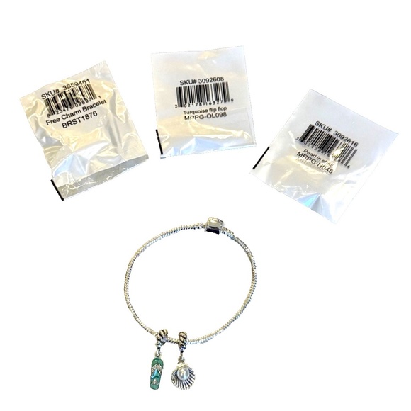 Celebrity Cruise Lines Collectible Charm Bracelet Flip Flop and Oyster Charms - Picture 6 of 15